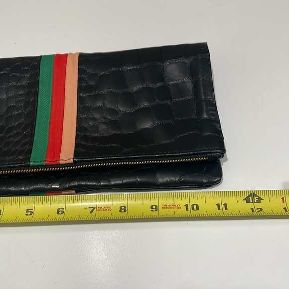 ⭐️Clare V. Foldover Leather Clutch—GORGEOUS!! Like New Condition Inside & Out! - Picture 9 of 12